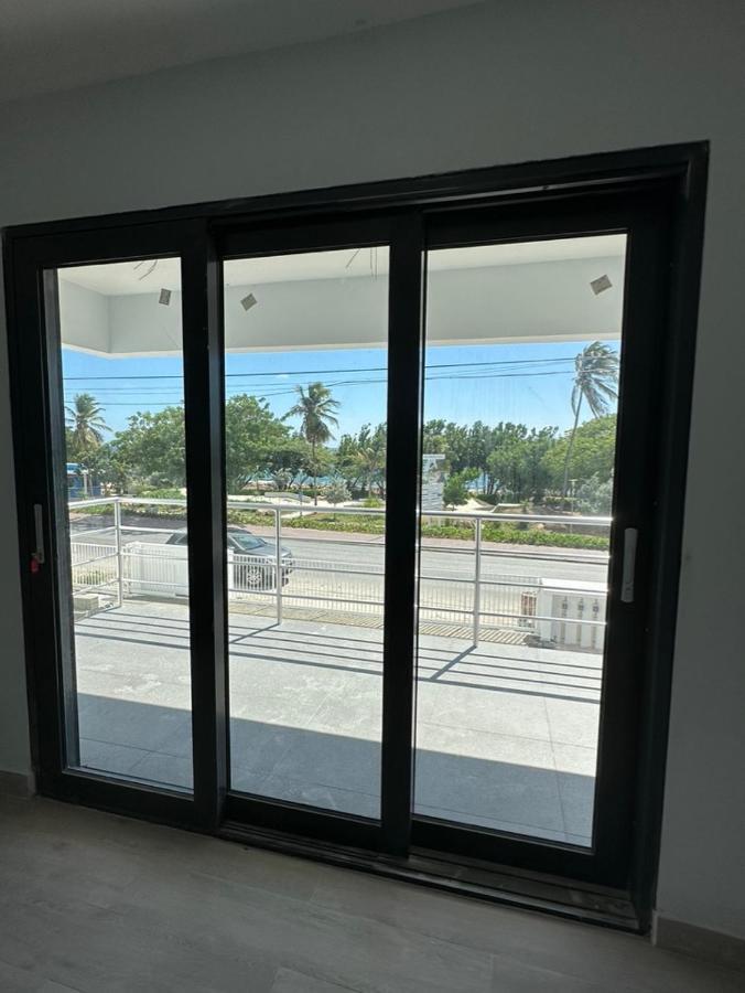 Whitehouse Boulevard, Close To Mambo Beach And City Centre Apartment Willemstad Ngoại thất bức ảnh