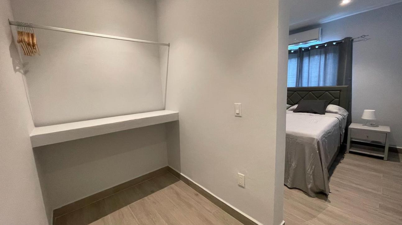 Whitehouse Boulevard, Close To Mambo Beach And City Centre Apartment Willemstad Ngoại thất bức ảnh
