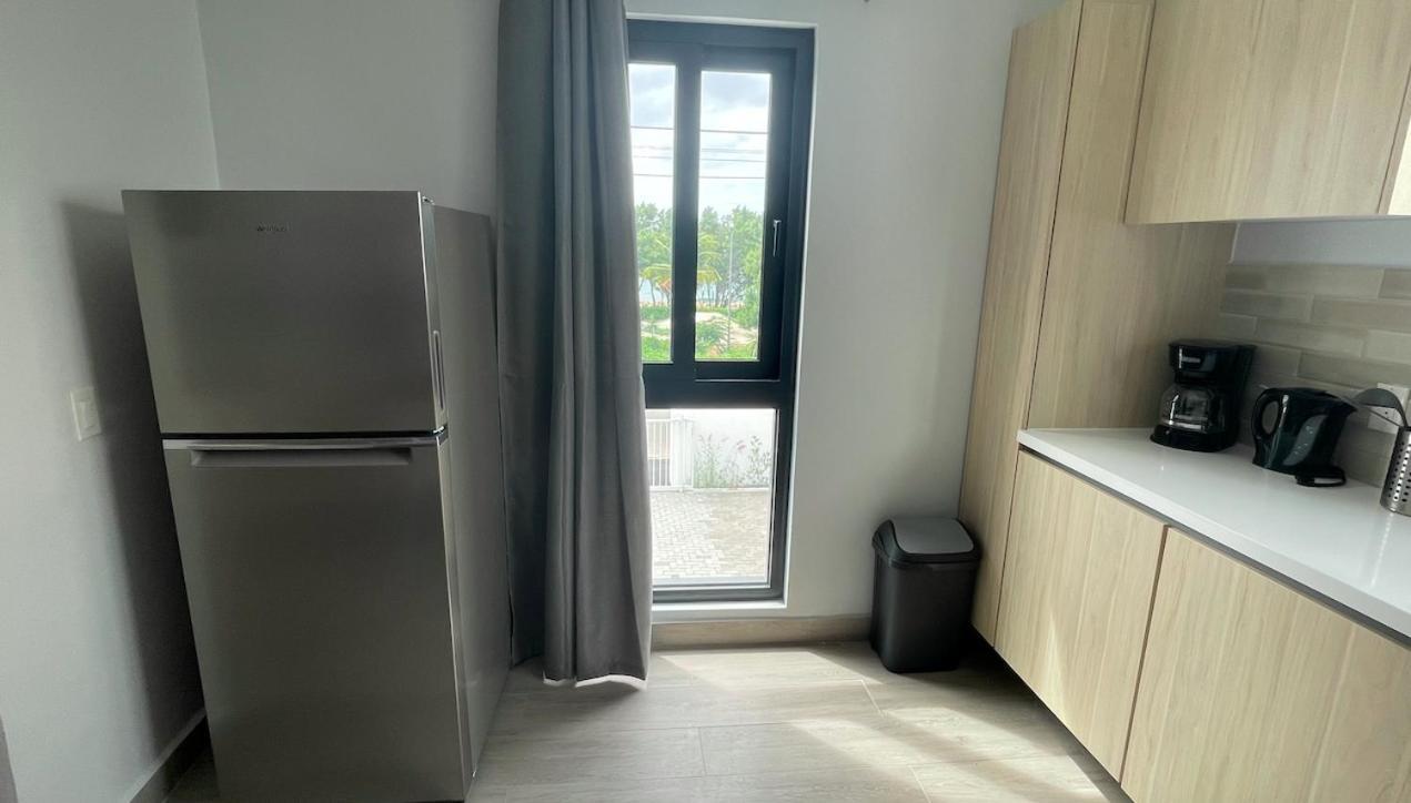 Whitehouse Boulevard, Close To Mambo Beach And City Centre Apartment Willemstad Ngoại thất bức ảnh
