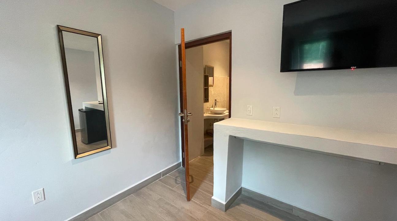 Whitehouse Boulevard, Close To Mambo Beach And City Centre Apartment Willemstad Ngoại thất bức ảnh