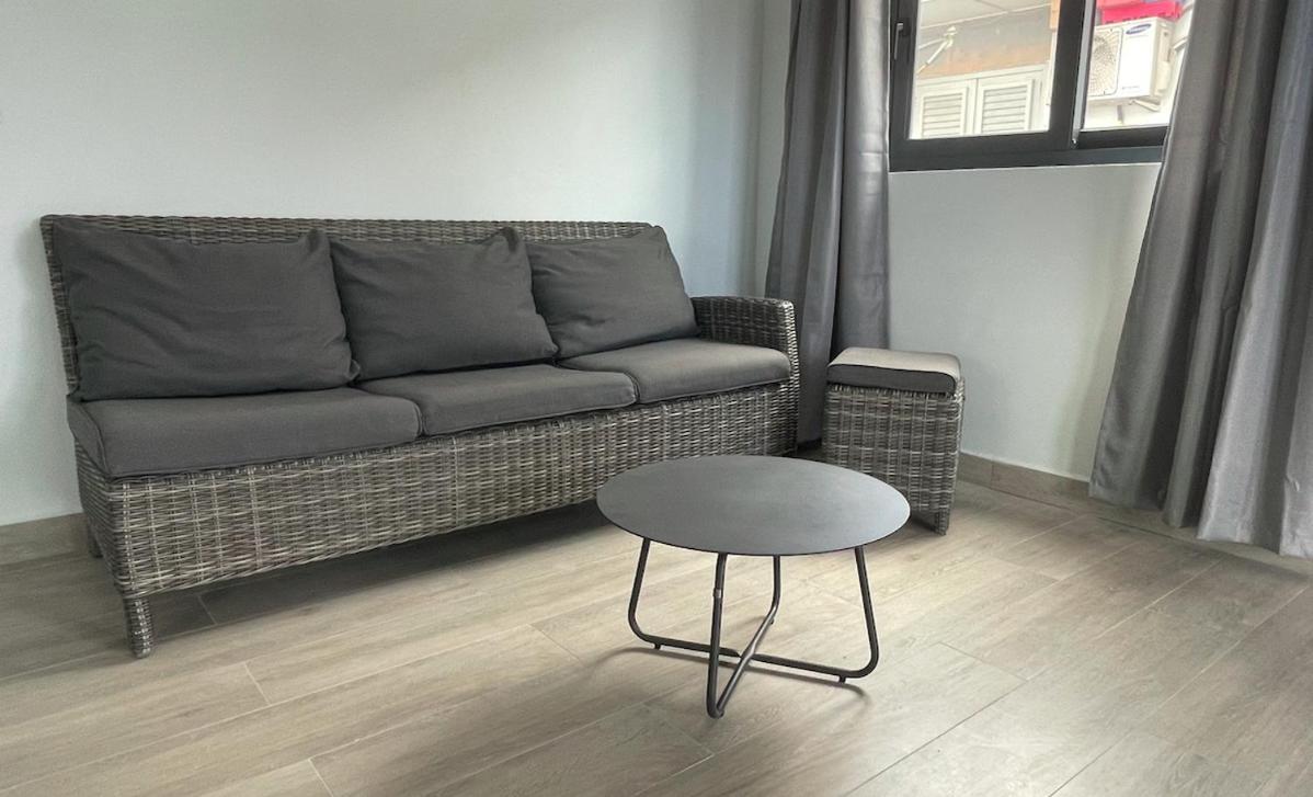 Whitehouse Boulevard, Close To Mambo Beach And City Centre Apartment Willemstad Ngoại thất bức ảnh
