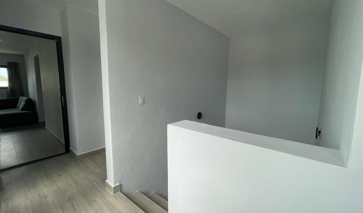 Whitehouse Boulevard, Close To Mambo Beach And City Centre Apartment Willemstad Ngoại thất bức ảnh